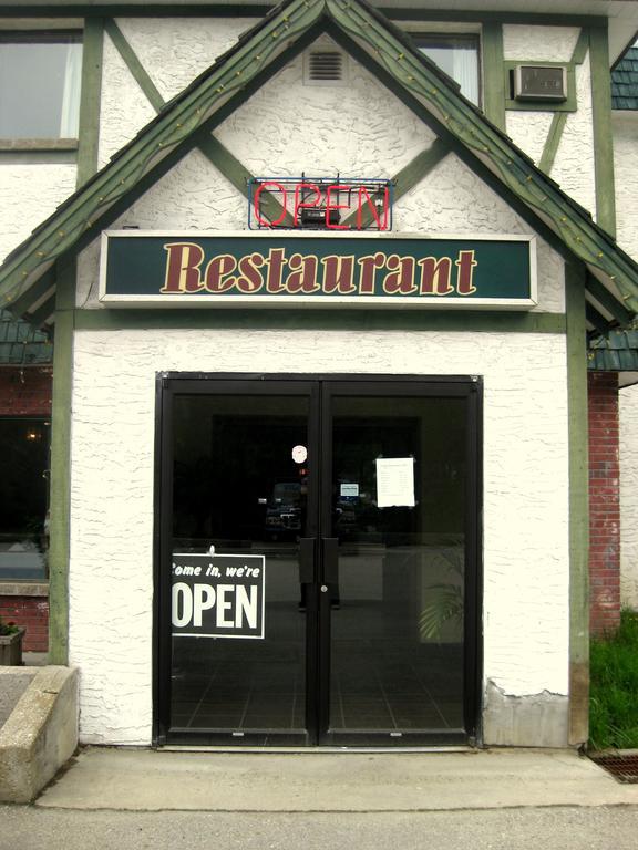 Villagers Inn Fruitvale Exterior photo